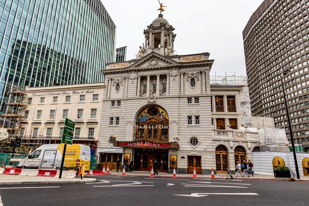 victoria-palace